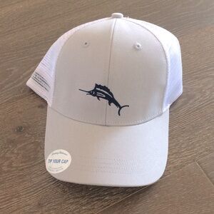 NWT! Tommy Bahama gray/white trucker adjustable hat. Comfy sweatband.